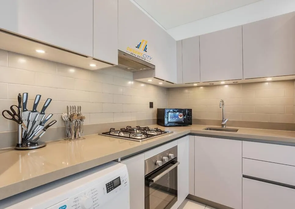 Fully Furnished 2 Bed In Sobha Creek Vista Reserve, Hosted By Desert City Stays Dubai Apartment